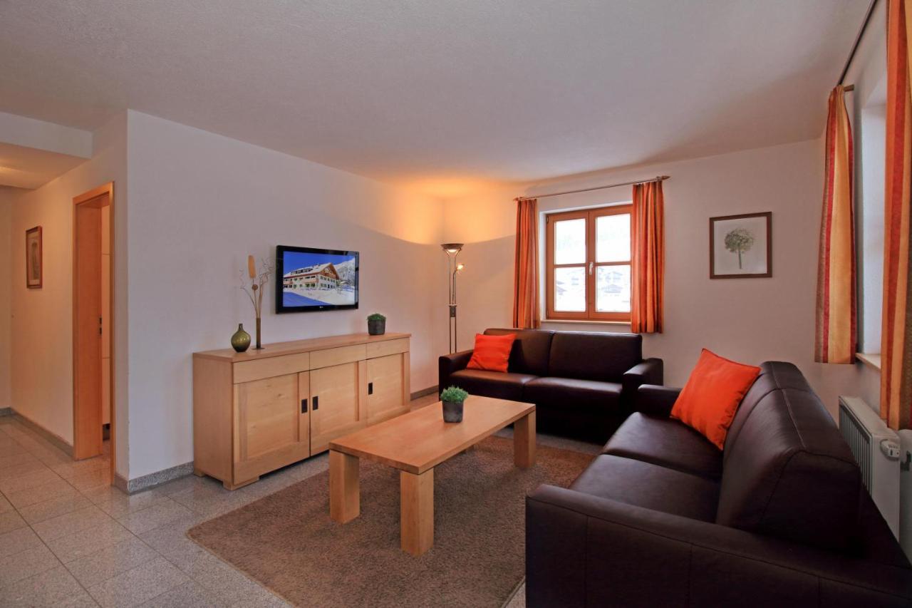 Chalet Zur Rose Apartment Berwang Exterior photo